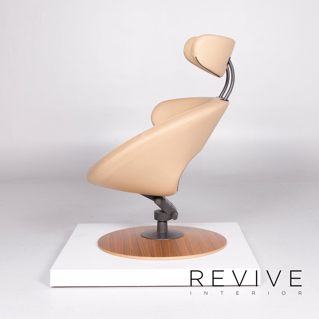 Varier Peel Designer Leder Sessel by Olav Eldøy Creme inkl. Hocker #10633