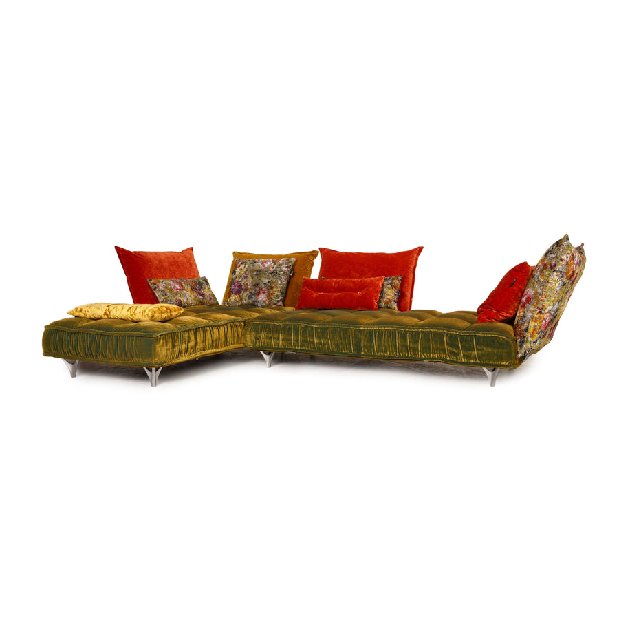 Bretz Ohlinda Samt Ecksofa Grün Orange Couch Liege