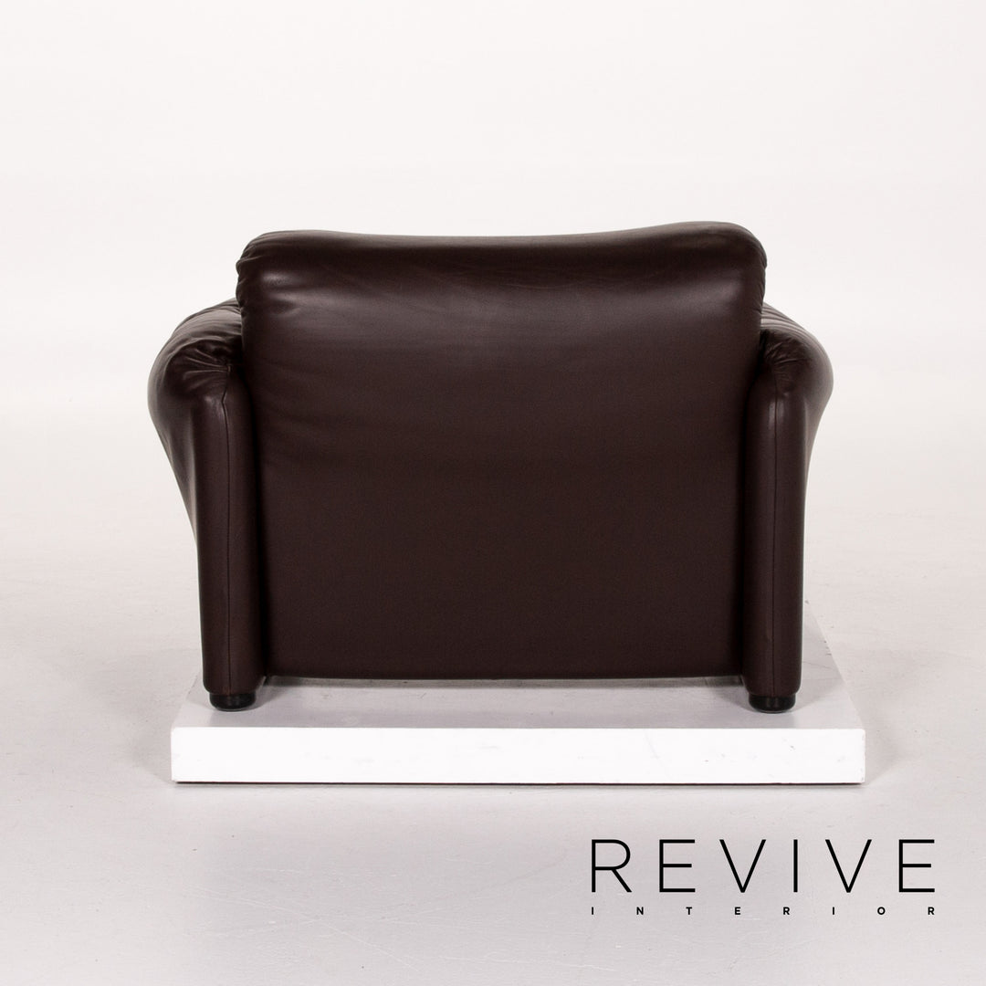 Cassina Maralunga Leather Armchair Brown Dark Brown Feature #13479
