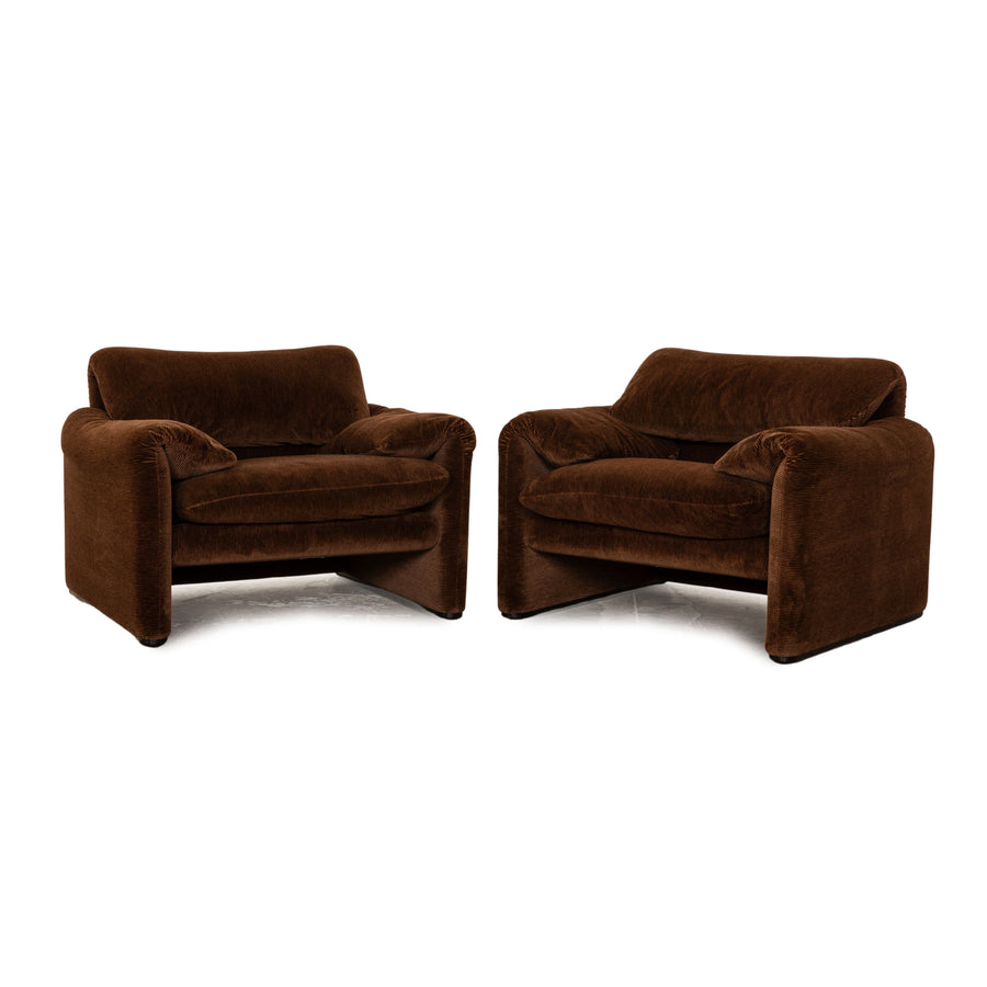 Cassina Maralunga ensemble fauteuil en tissu marron fonction manuelle