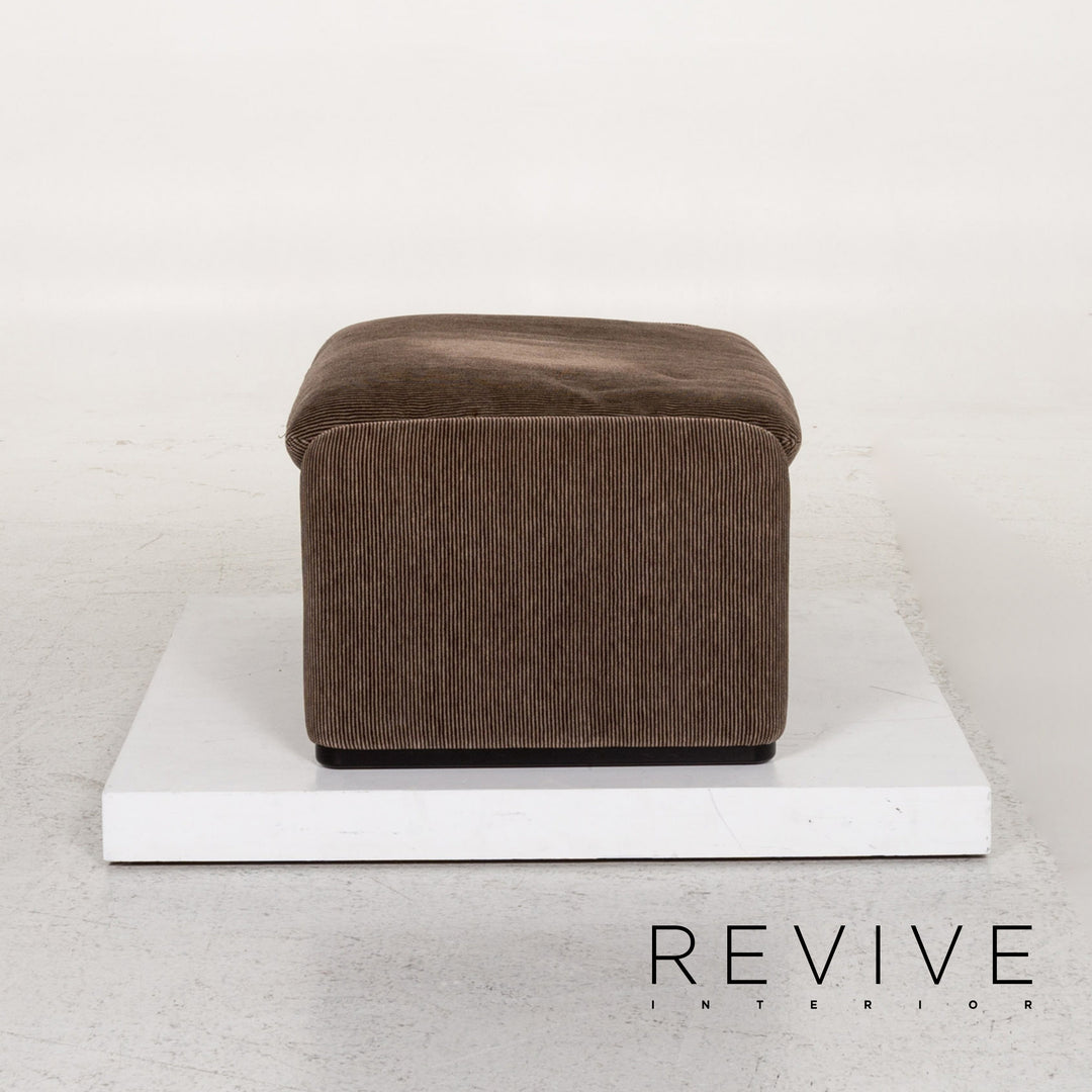 Cassina Maralunga ensemble canapé en tissu marron 1x deux places 1x fonction tabouret #13492
