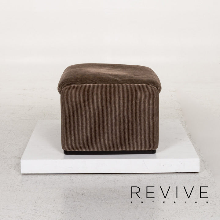 Cassina Maralunga ensemble canapé en tissu marron 1x deux places 1x fonction tabouret #13492
