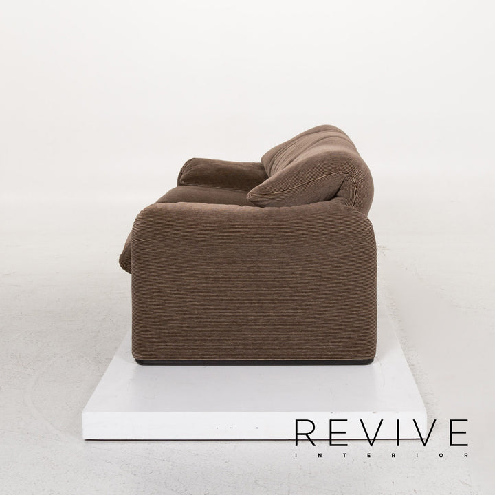 Cassina Maralunga ensemble canapé en tissu marron 1x deux places 1x fonction tabouret #13492