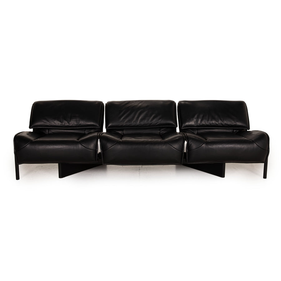 Cassina Porch Leather Sofa Black Three seater couch feature