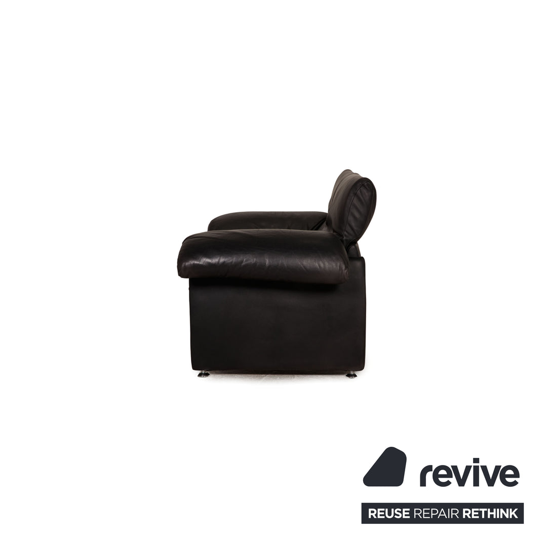 de Sede leather two-seater black couch function