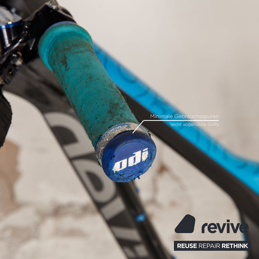Devinci Wilson Carbon 2014 Carbon Mountain Bike White Blue RG M Fully Bicycle