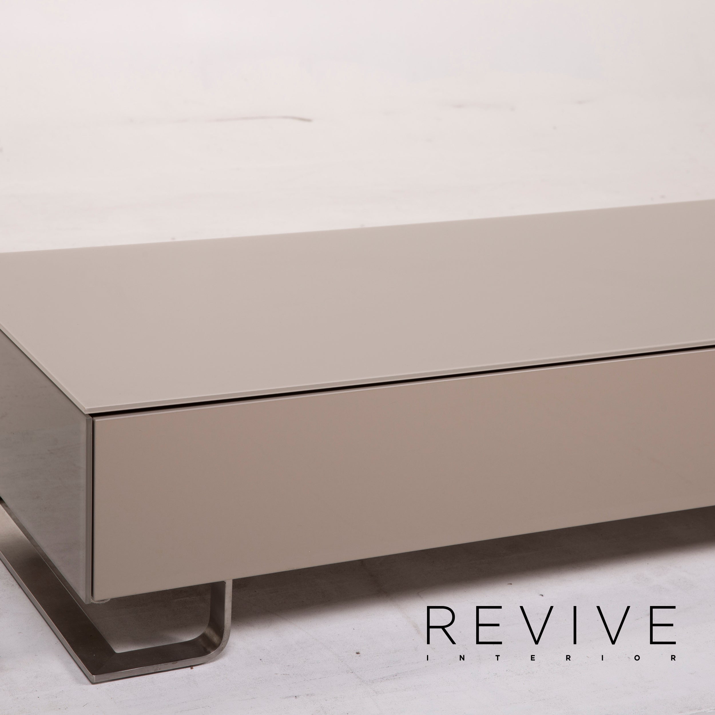 Joop! Sideboard 007 Beige Glas - 2. Hand - Revive.de