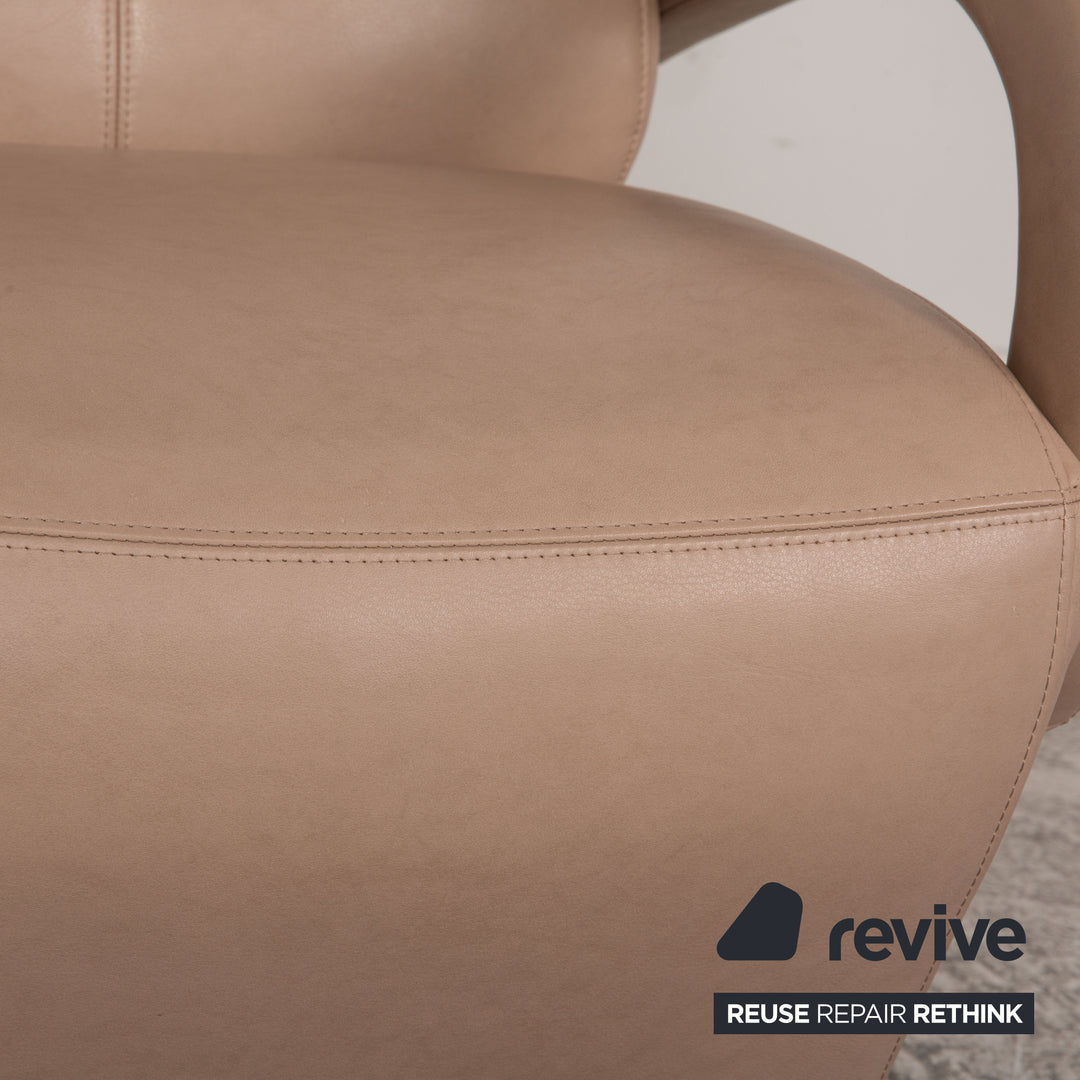 Laaus leather armchair beige function