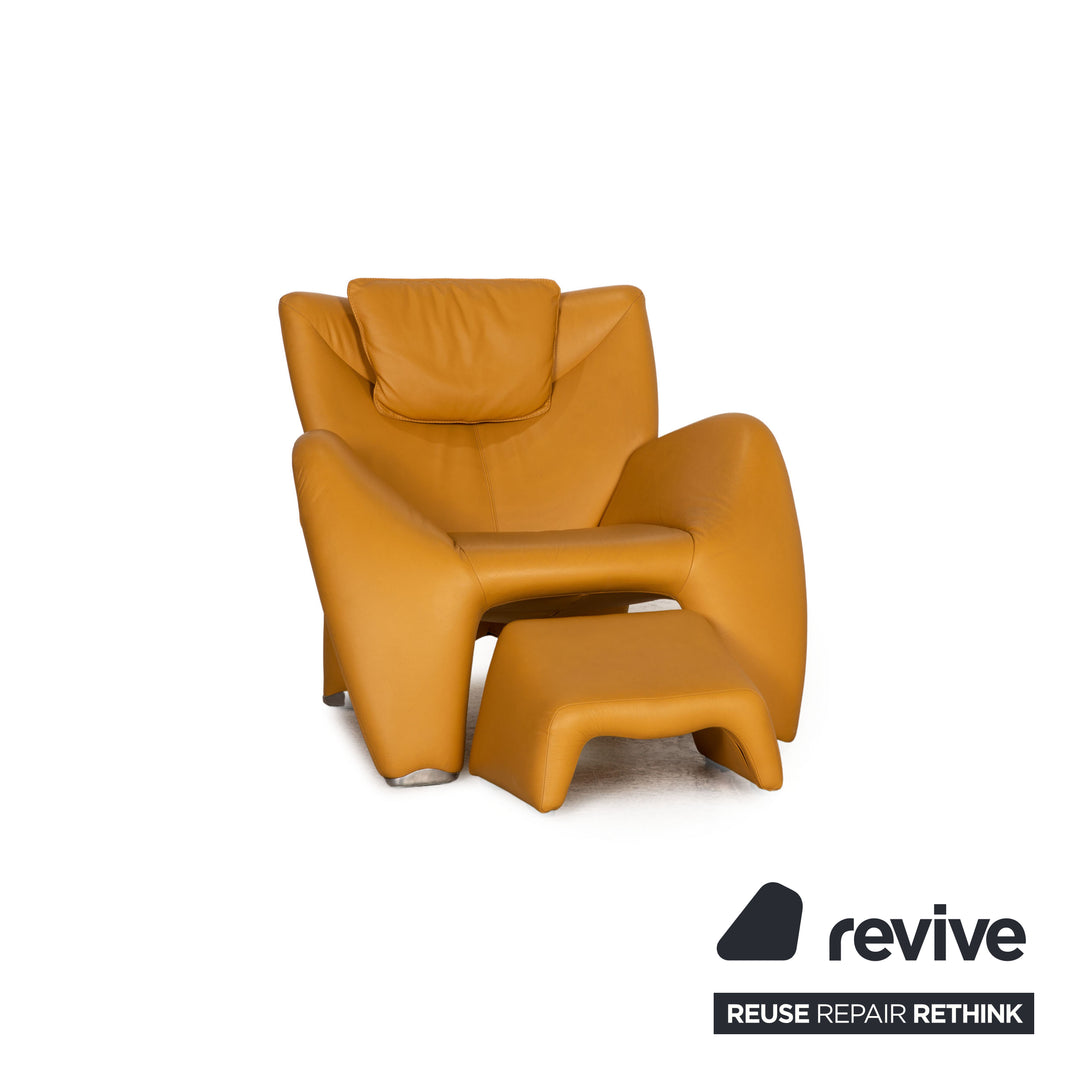 Leolux Akhenaten leather armchair set Yellow armchair incl. stool table
