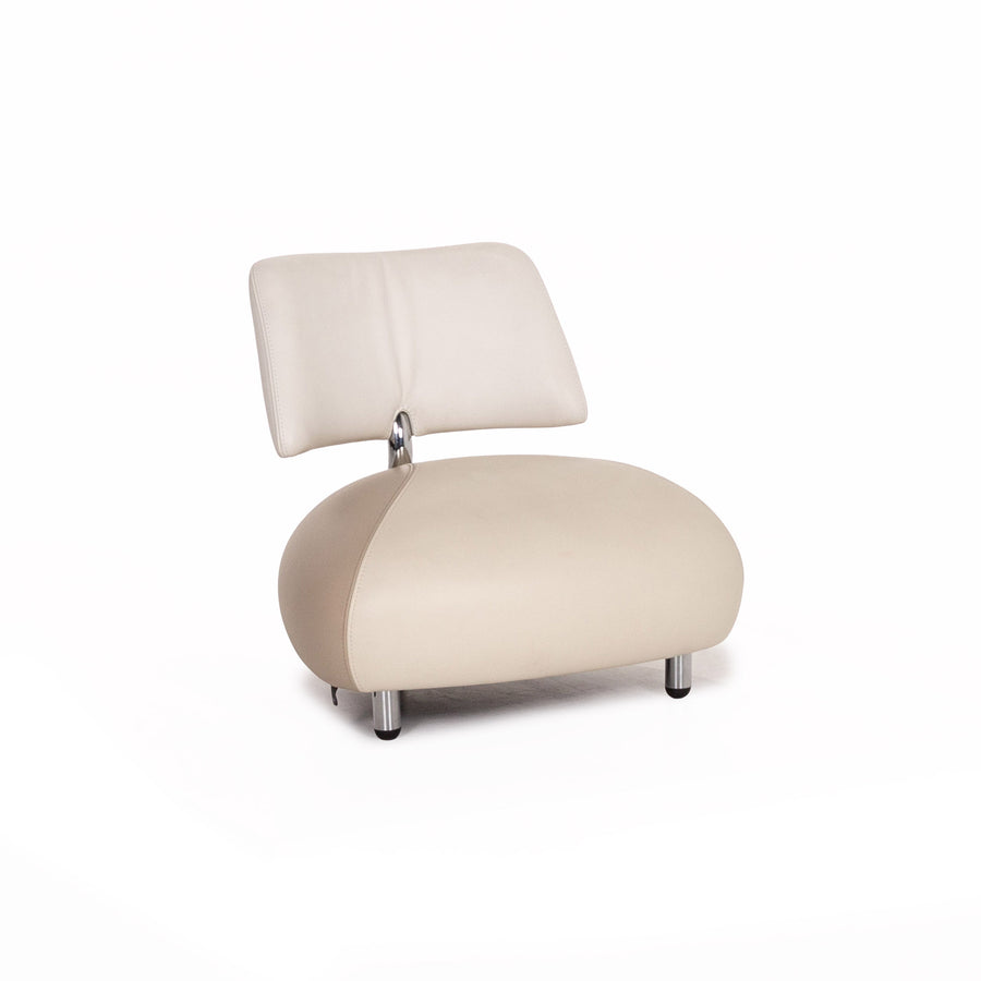 Leolux Pallone leather armchair cream small version #13681