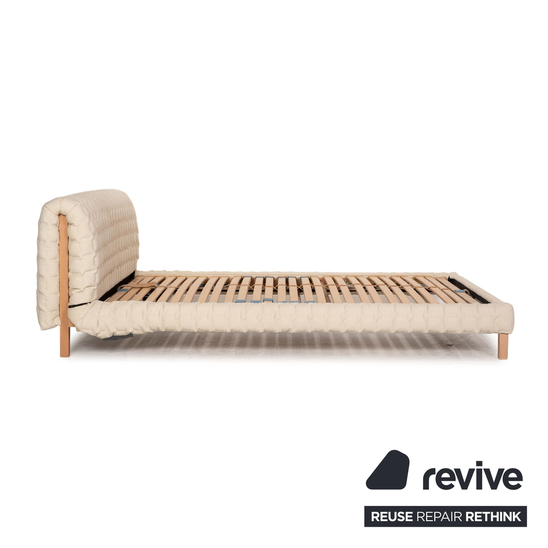 ligne roset Ruché Stoff Bett Creme Doppelbett