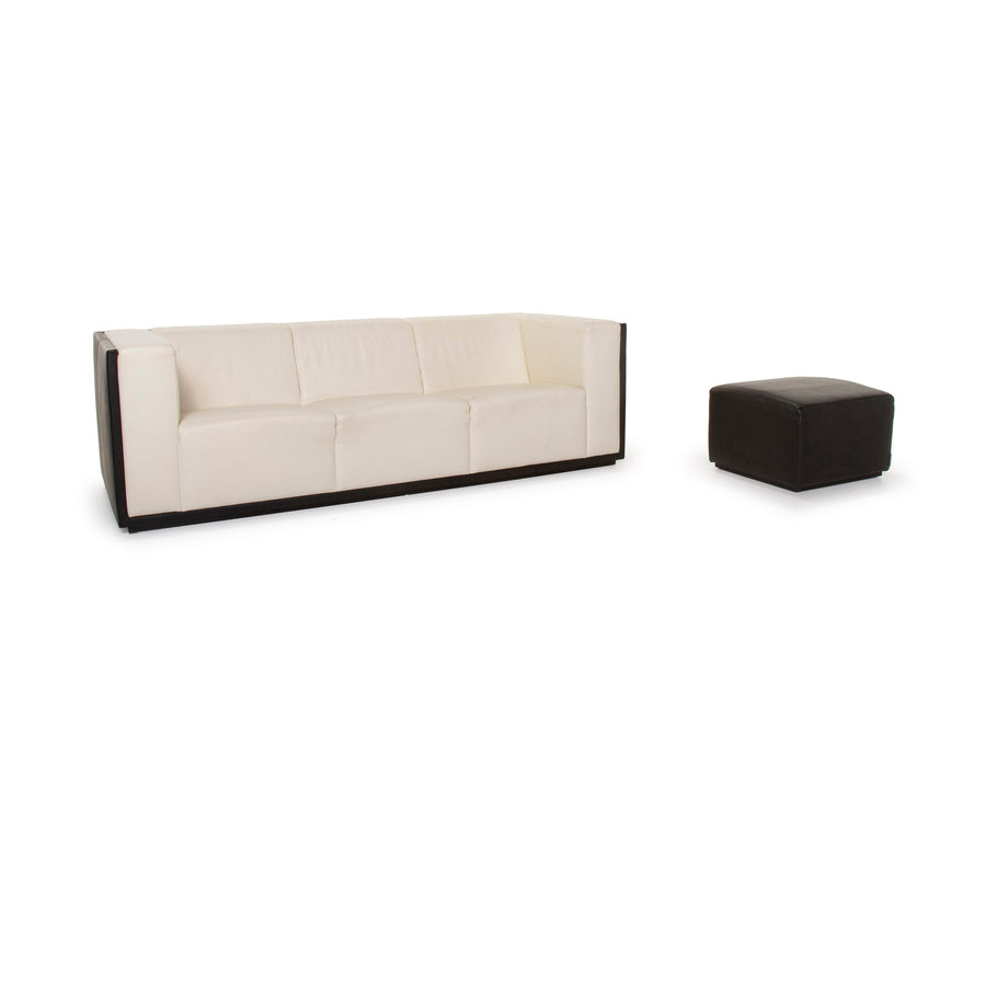 Canapé en cuir Machalke blanc trois places noir avec tabouret #15213