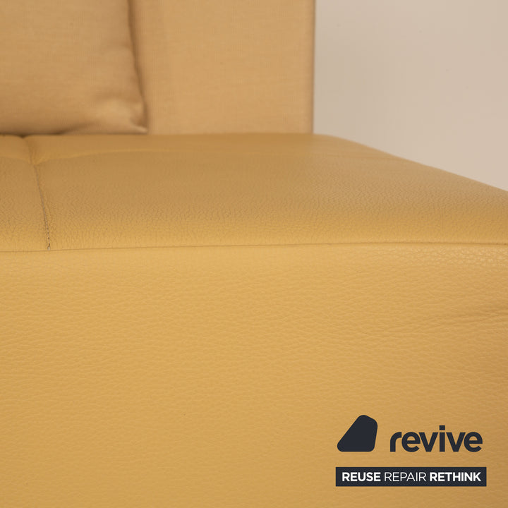 Montis Scene leather armchair cream