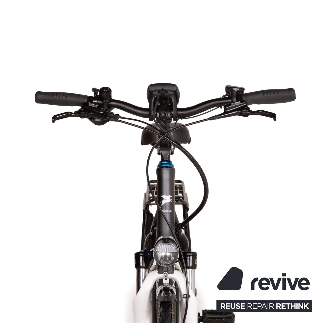 pegasus fahrrad solero e8 PEGASUS E-Trekking Bike Solero E8 2015 Schwarz Metall - 2. Hand