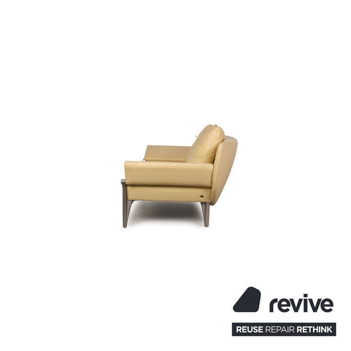 Rolf Benz 1600 leather two-seater cream sofa couch function
