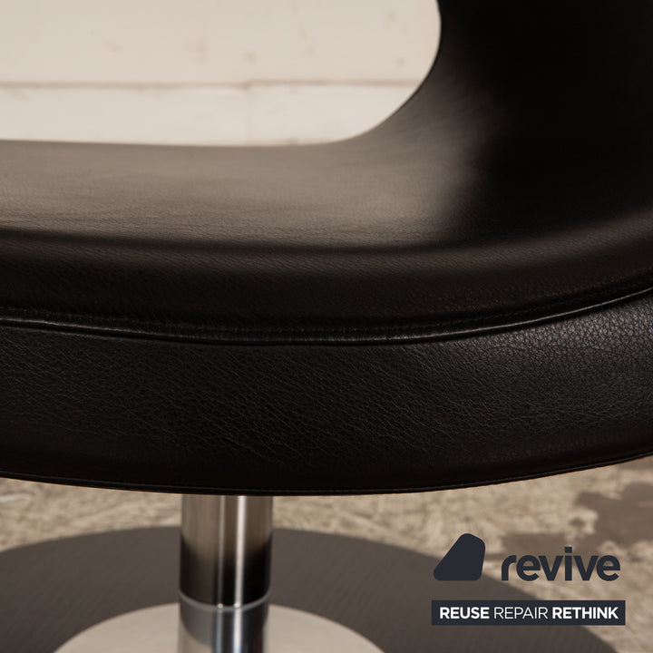 Varier Peel Leather Armchair Black manual function