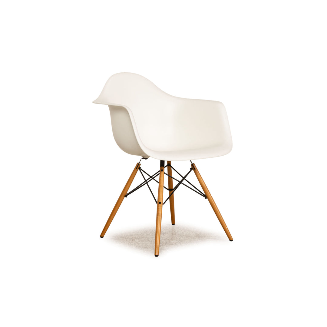 Vitra DAW Eames Plastic Arm Chair Holz Stuhl Weiß