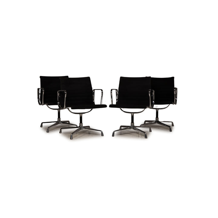 Ensemble de chaises en tissu Vitra EA 108 fauteuil noir par Hermann Miller