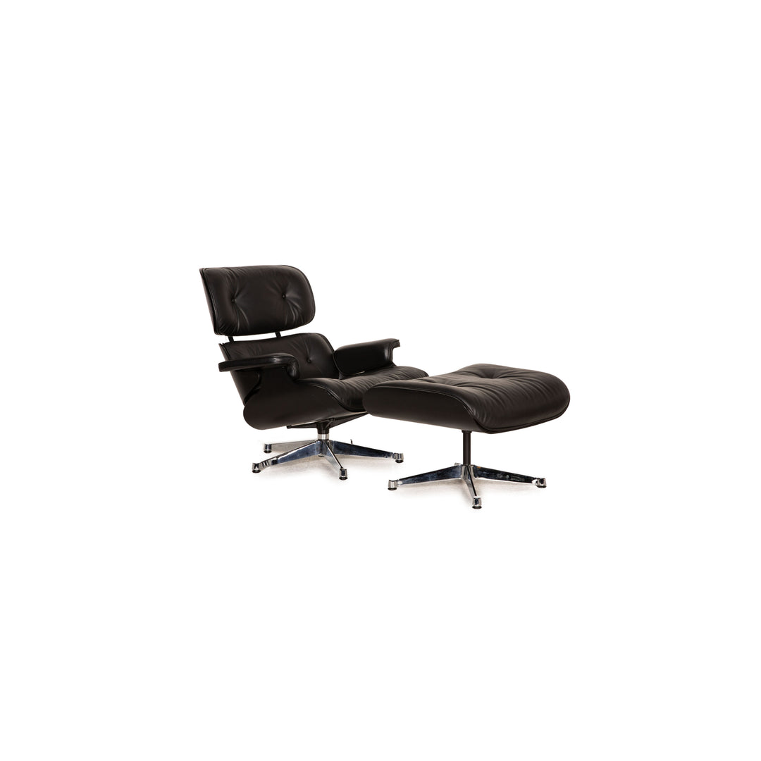 Vitra Eames Lounge Chair black including stool