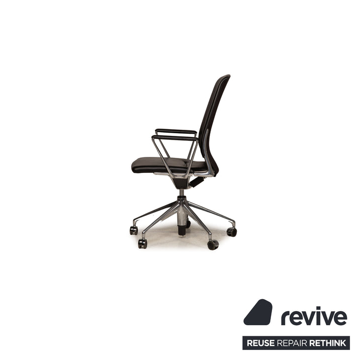 Ensemble de chaises en cuir Vitra Chaise de bureau noire