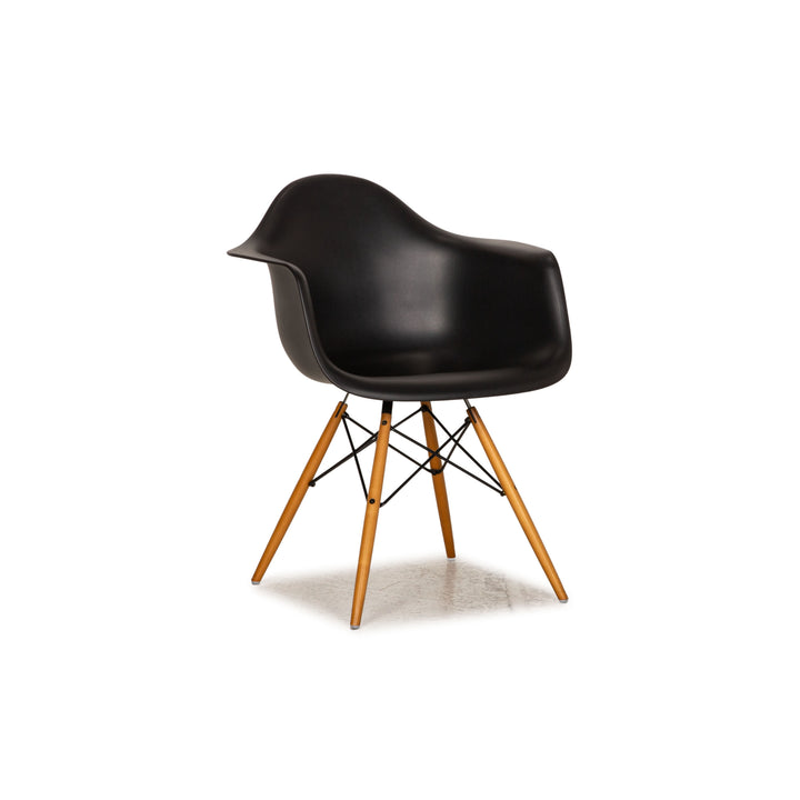 Vitra Plastic Armchair Kunststoff Sessel Schwarz