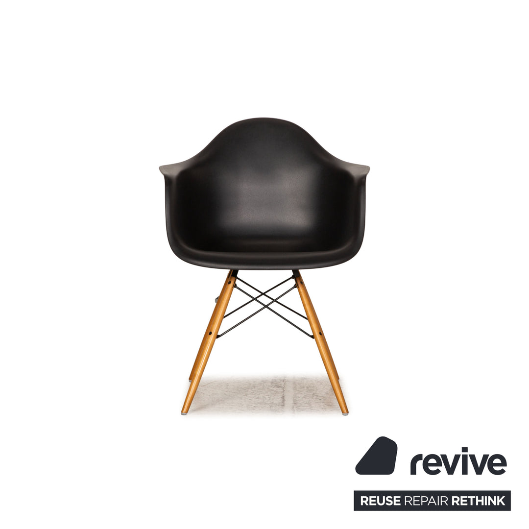 Vitra Plastic Armchair Kunststoff Sessel Schwarz