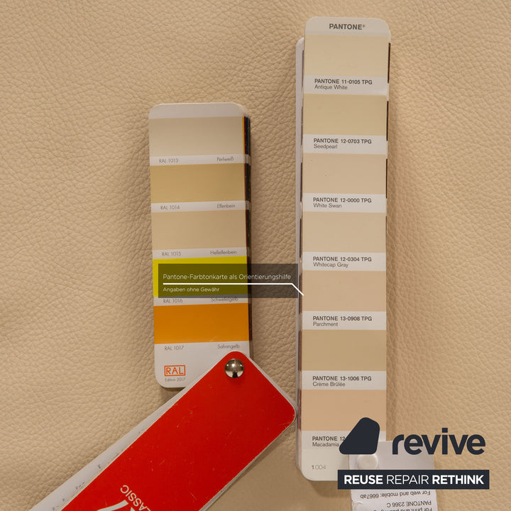 Who's Perfect Halma Leather Stool Cream